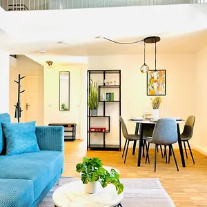 E&k Living - Design - Netflix - Audi - In Village - Free Parking Ingolstadt